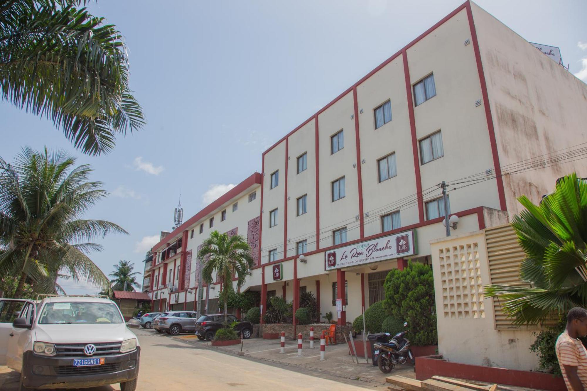 Hotel La Rose Blanche Abidżan Zewnętrze zdjęcie