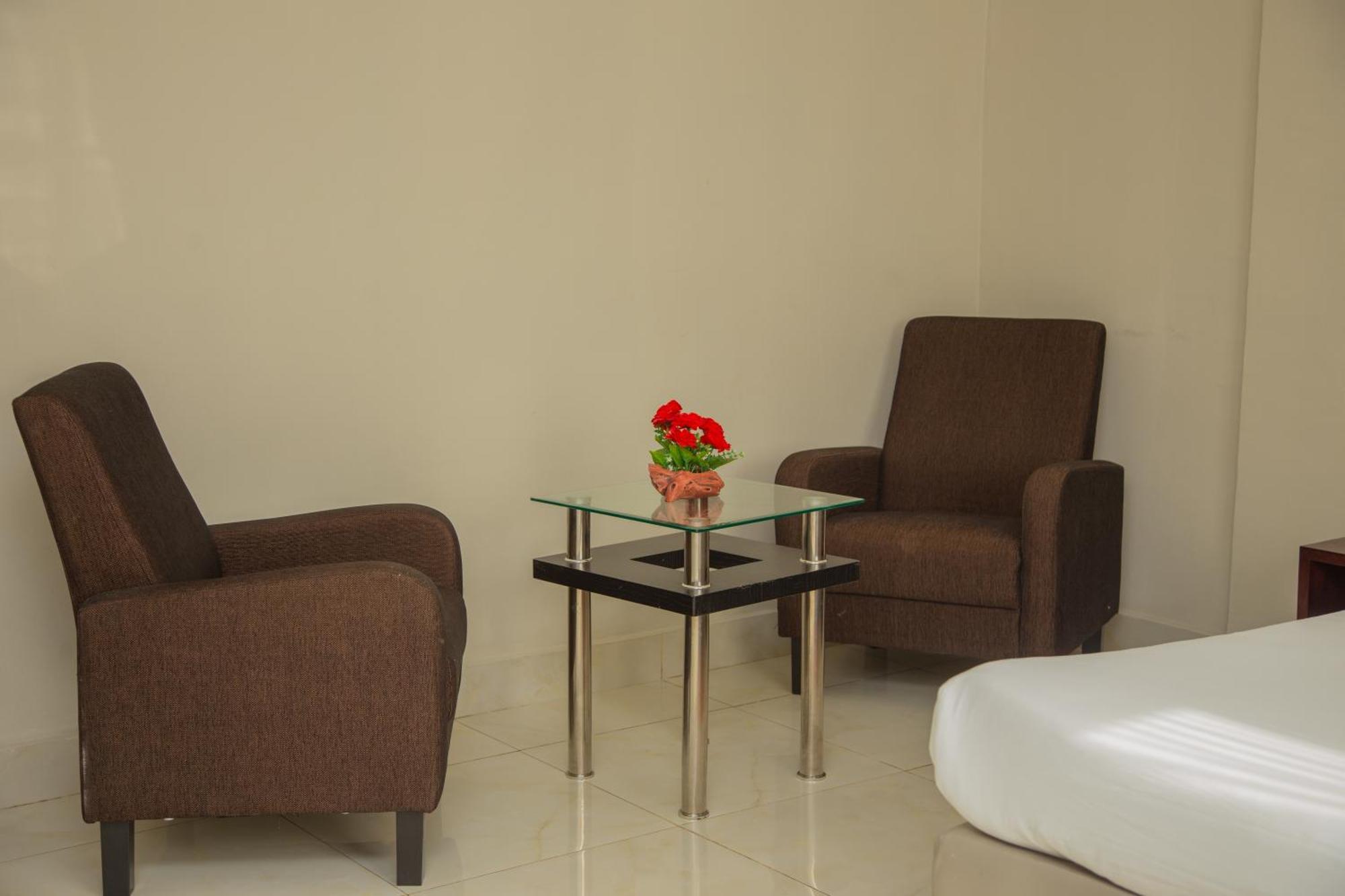 Hotel La Rose Blanche Abidżan Zewnętrze zdjęcie