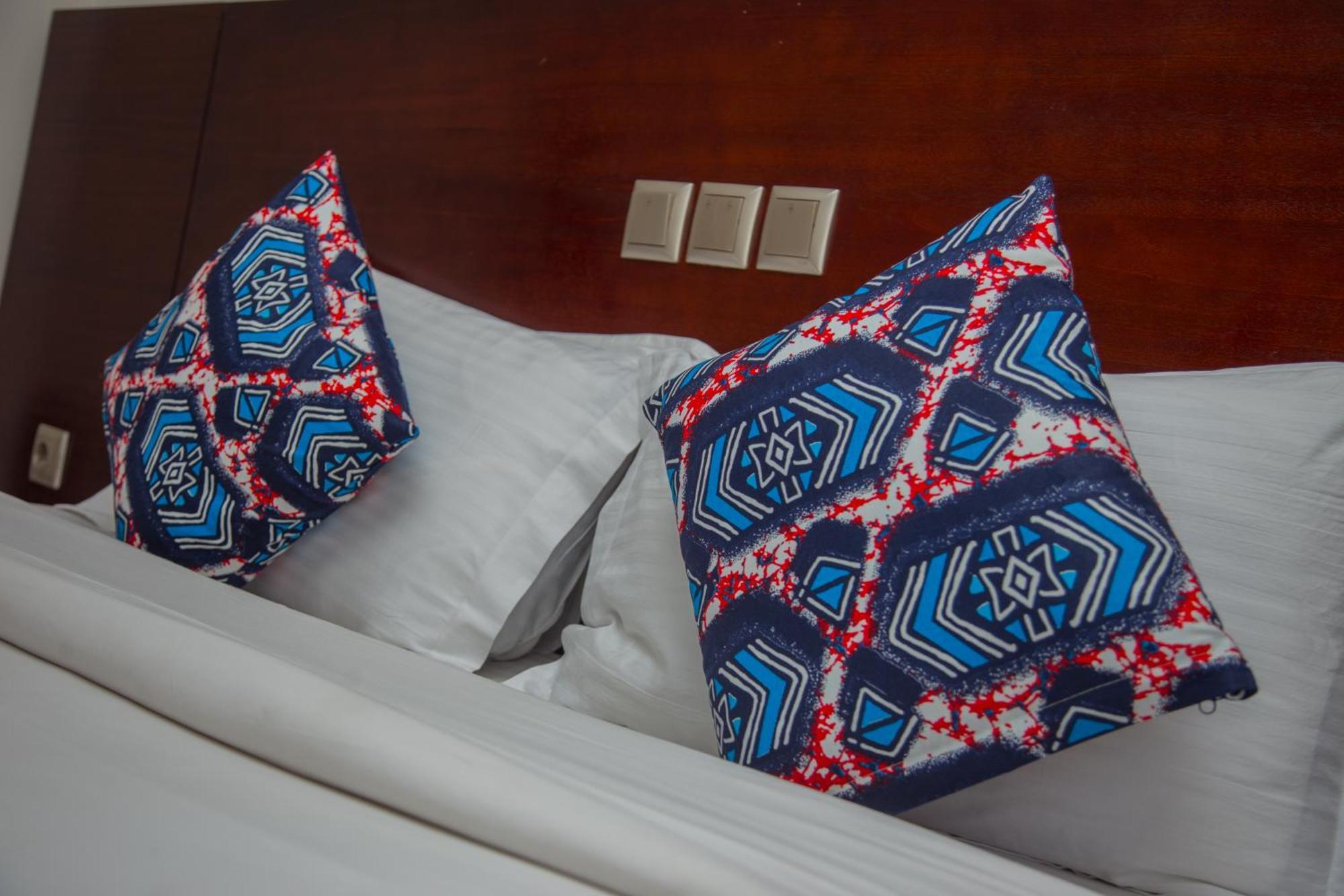 Hotel La Rose Blanche Abidżan Zewnętrze zdjęcie